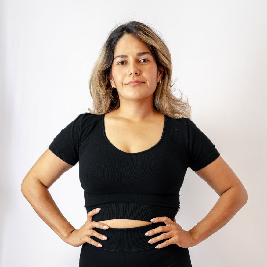 BLUSA CUELLO V MANGA CORTA