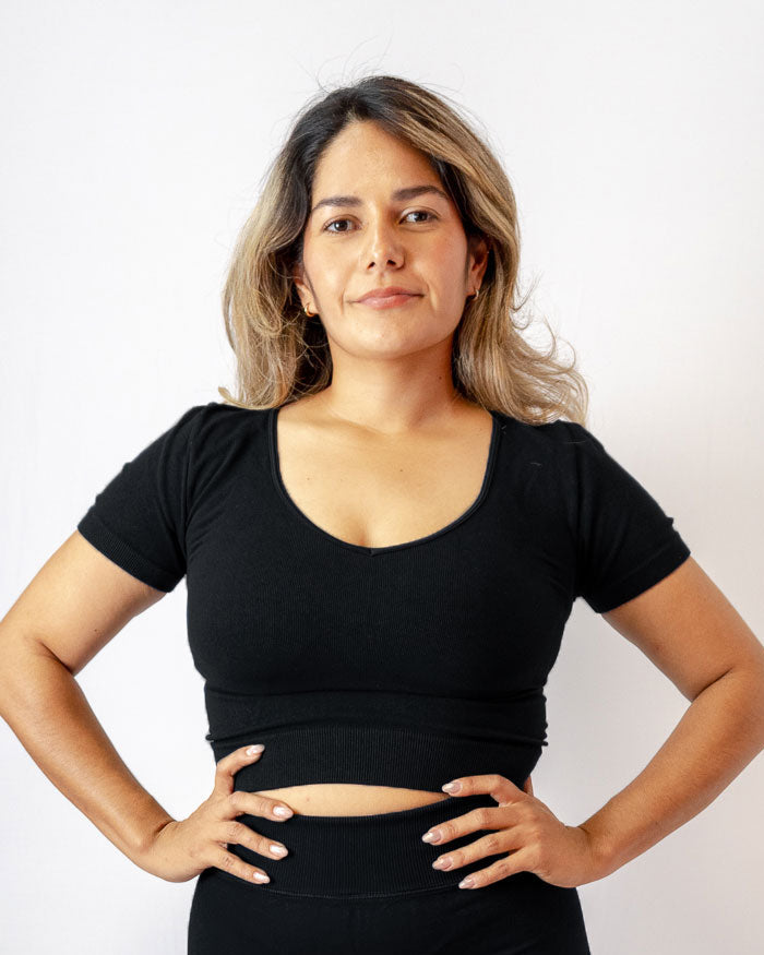 BLUSA CUELLO V MANGA CORTA