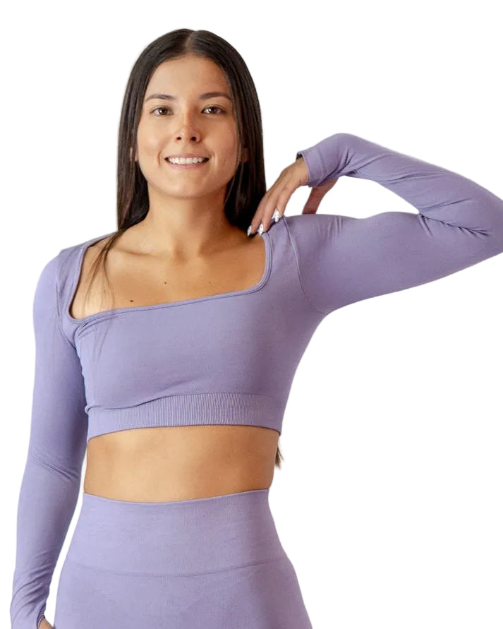 CROP TOP MANGA LARGA